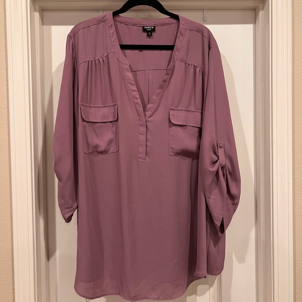Women's Torrid Harper Blouse Dusty Lavender, Size 5
